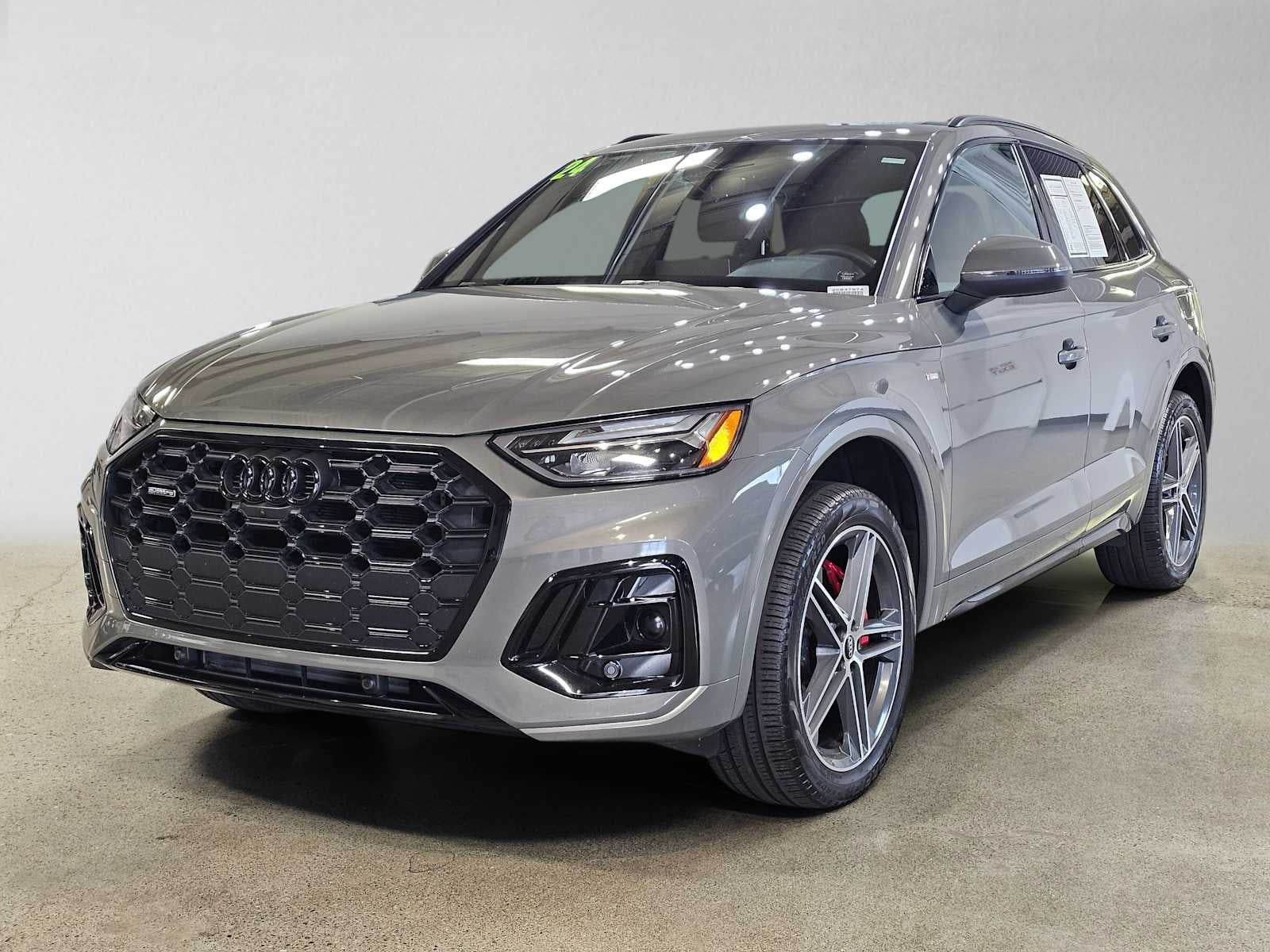 2024 Audi Q5 S line Premium Plus