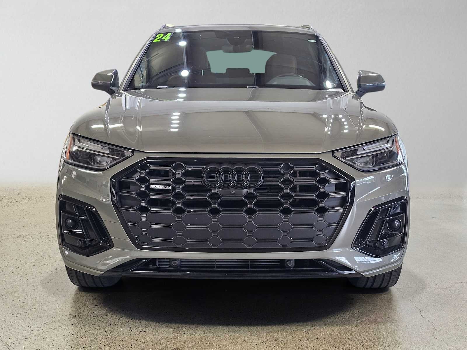 2024 Audi Q5 S line Premium Plus