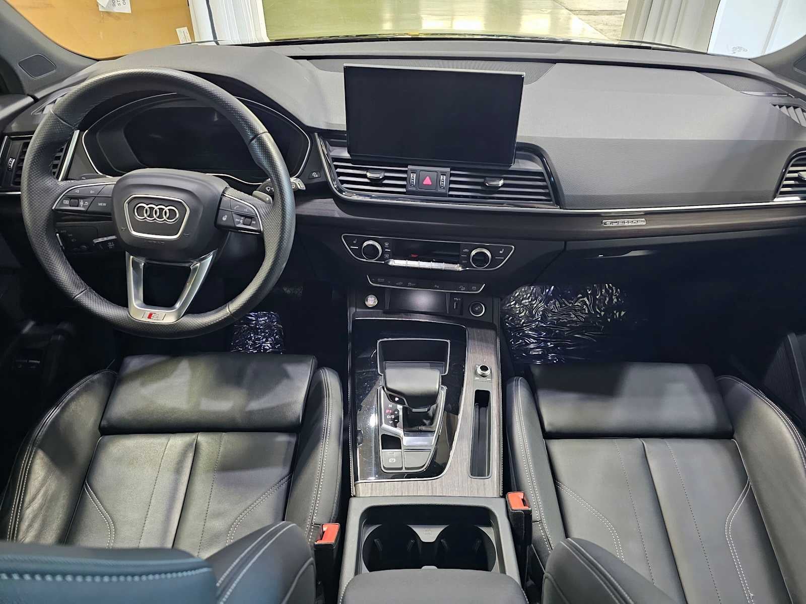 2024 Audi Q5 S line Premium Plus