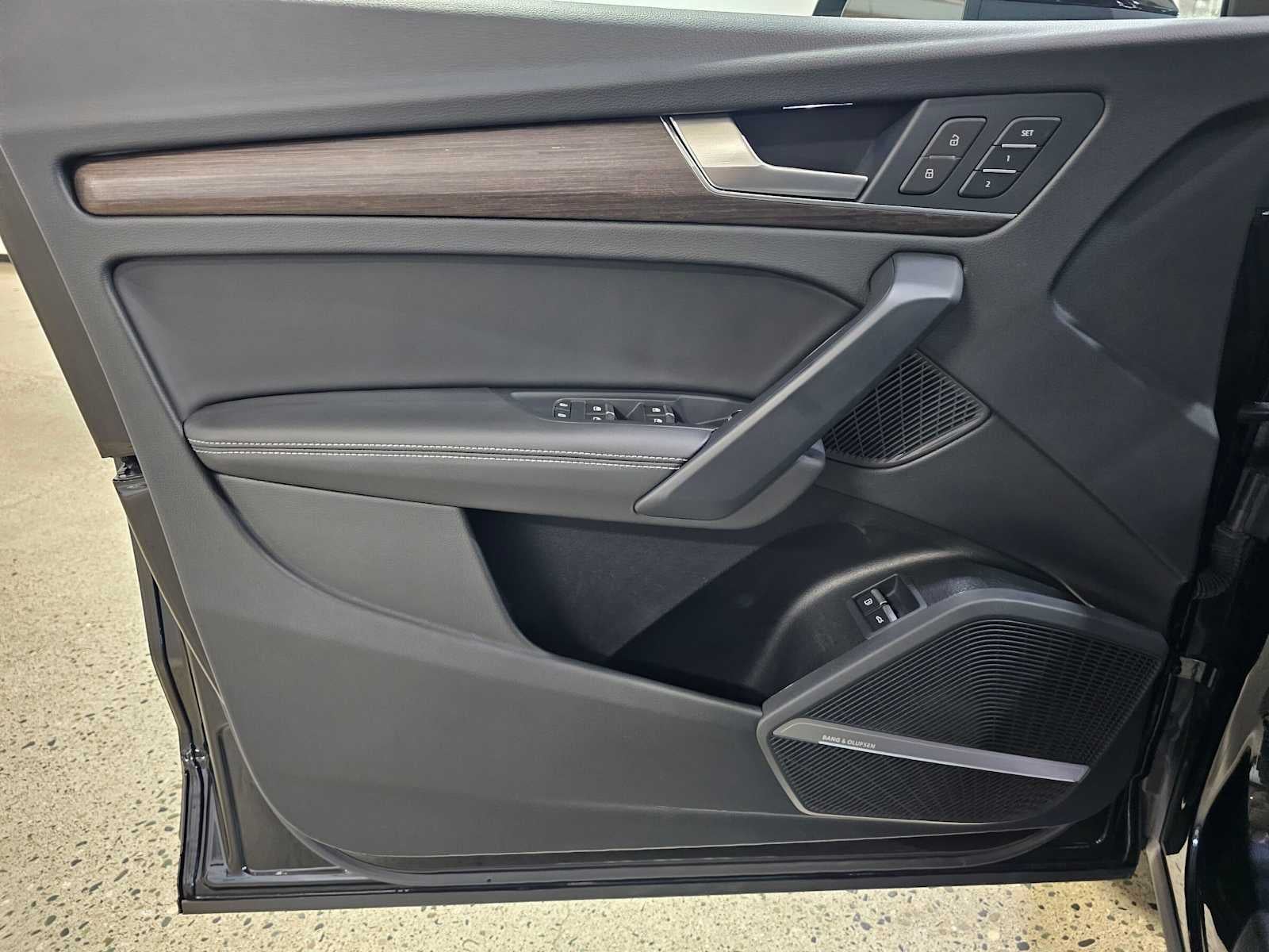 2024 Audi Q5 S line Premium Plus