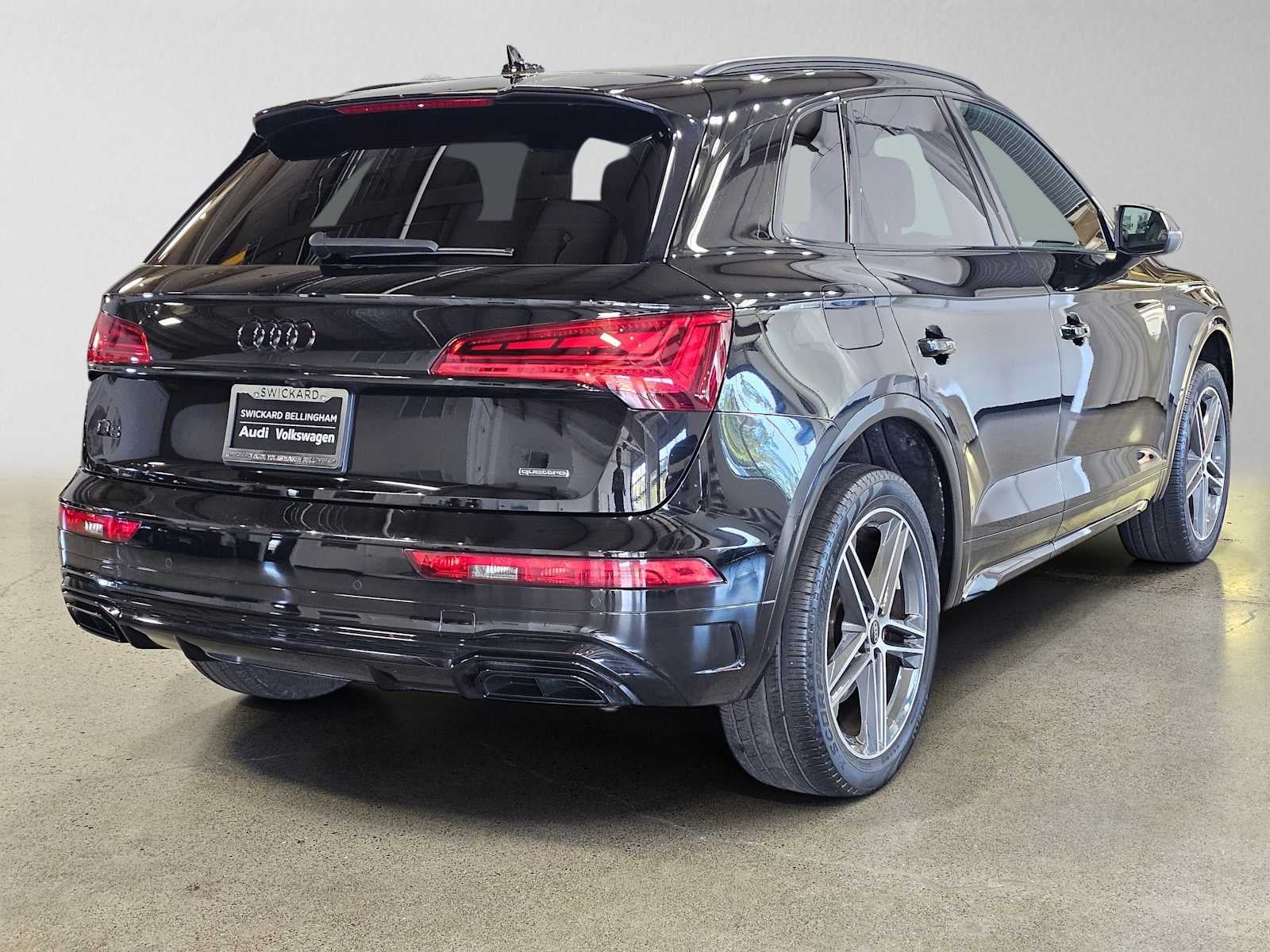 2024 Audi Q5 S line Premium Plus