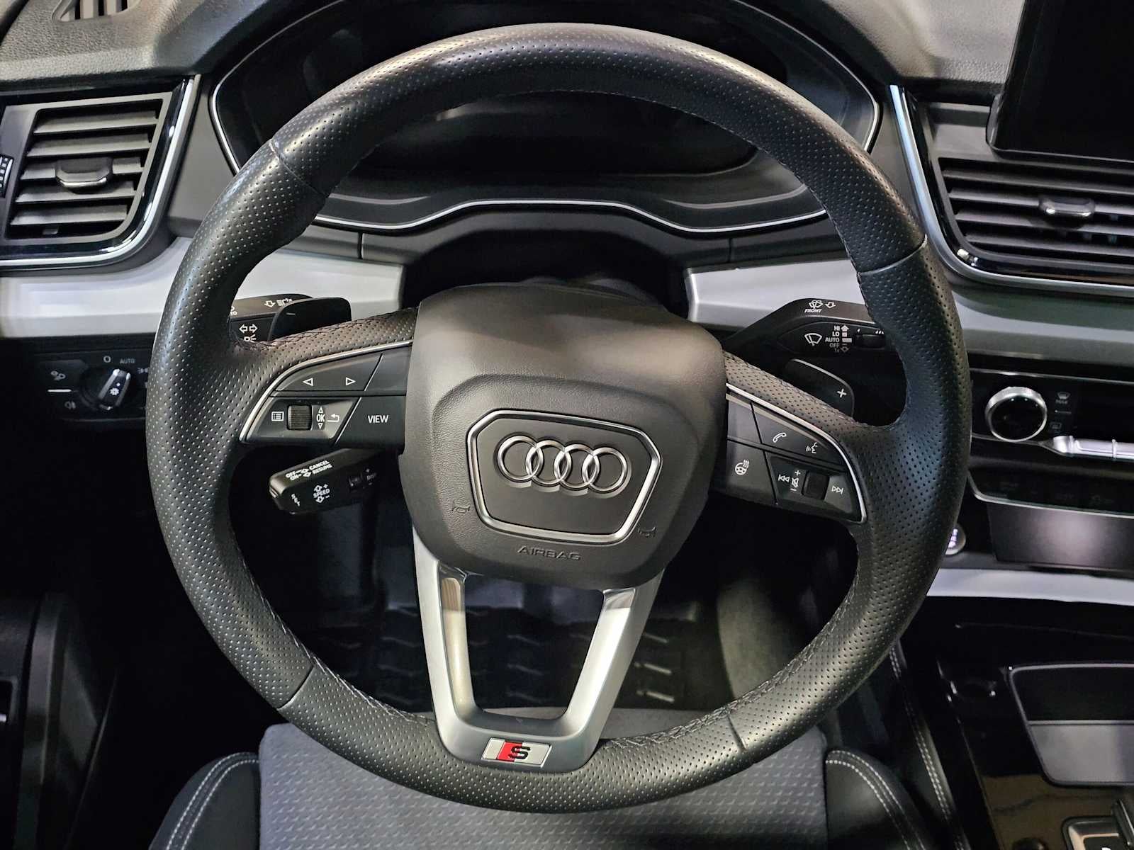 2024 Audi Q5 S line Premium Plus