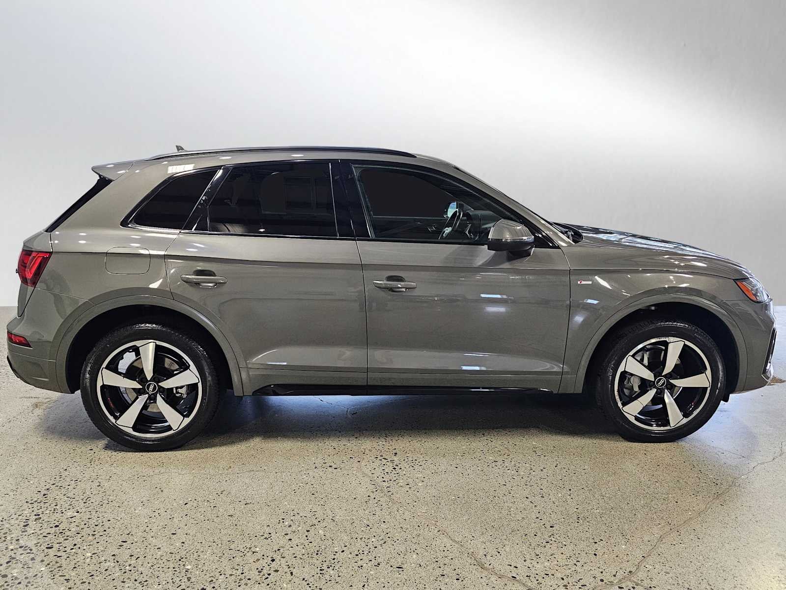 2023 Audi Q5 S line Premium Plus 45 TFSI quattro