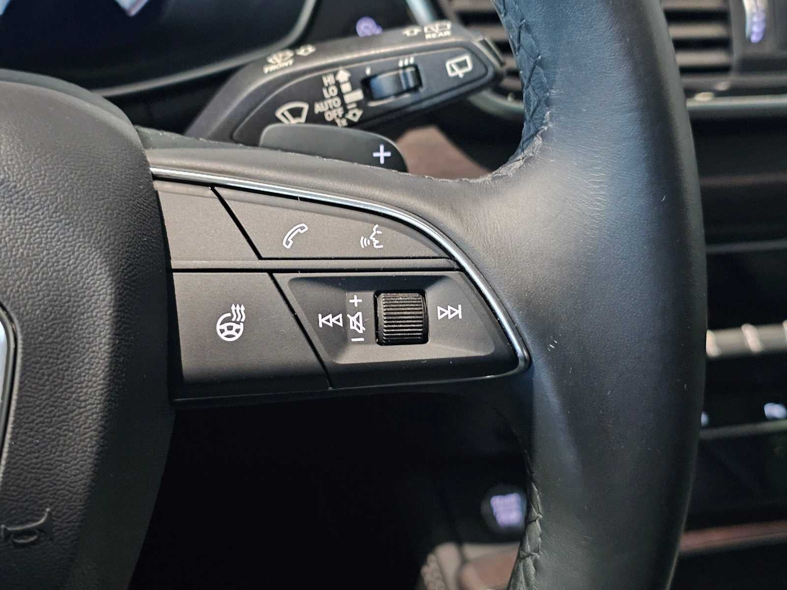 2023 Audi Q5 S line Premium Plus