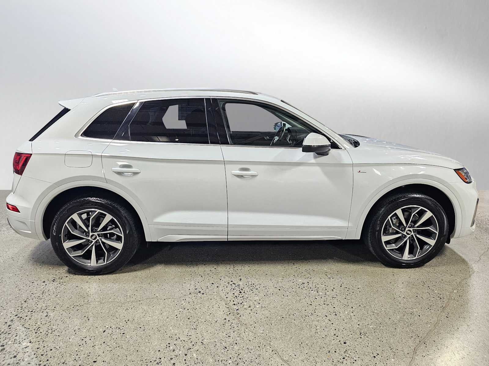 2022 Audi Q5 S line Premium Plus 45 TFSI quattro