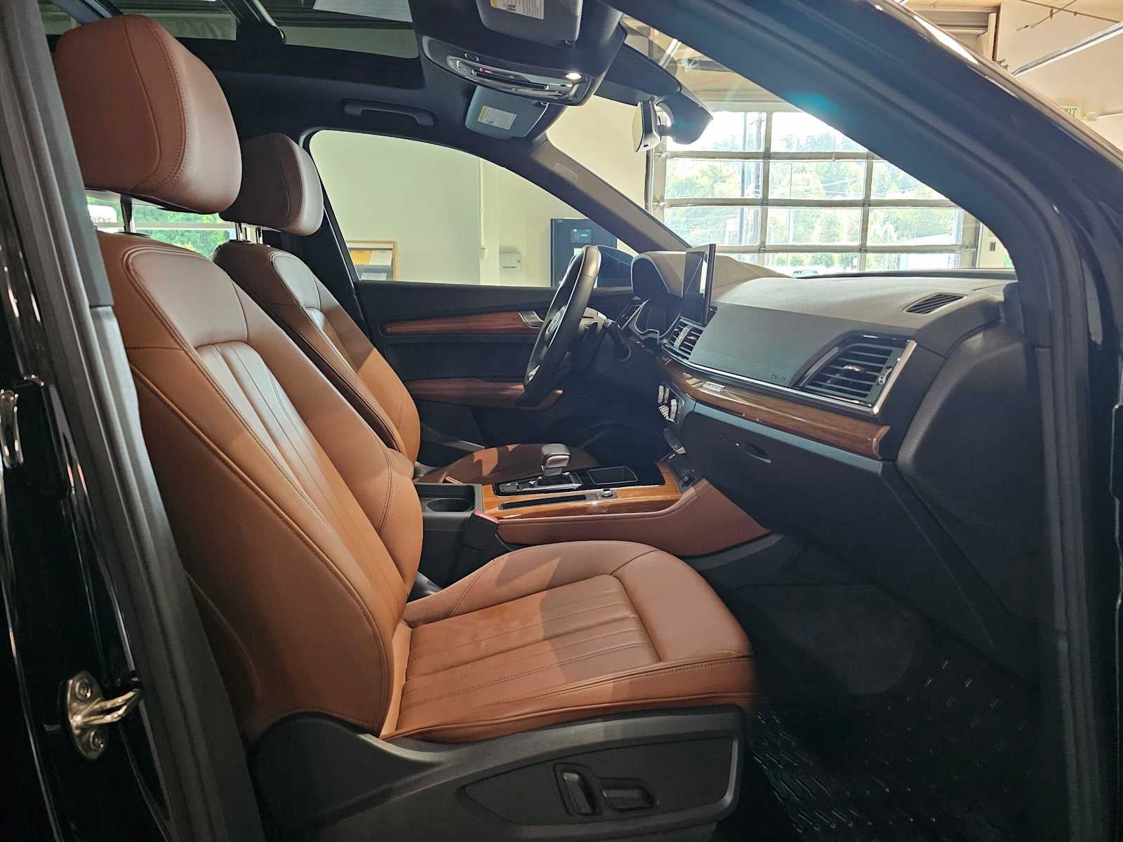2023 Audi Q5 S line Premium Plus