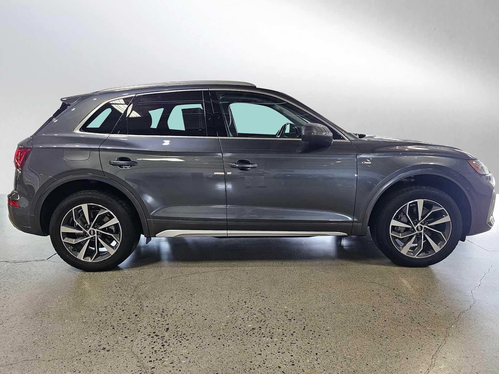 2024 Audi Q5 S line Premium Plus 45 TFSI quattro