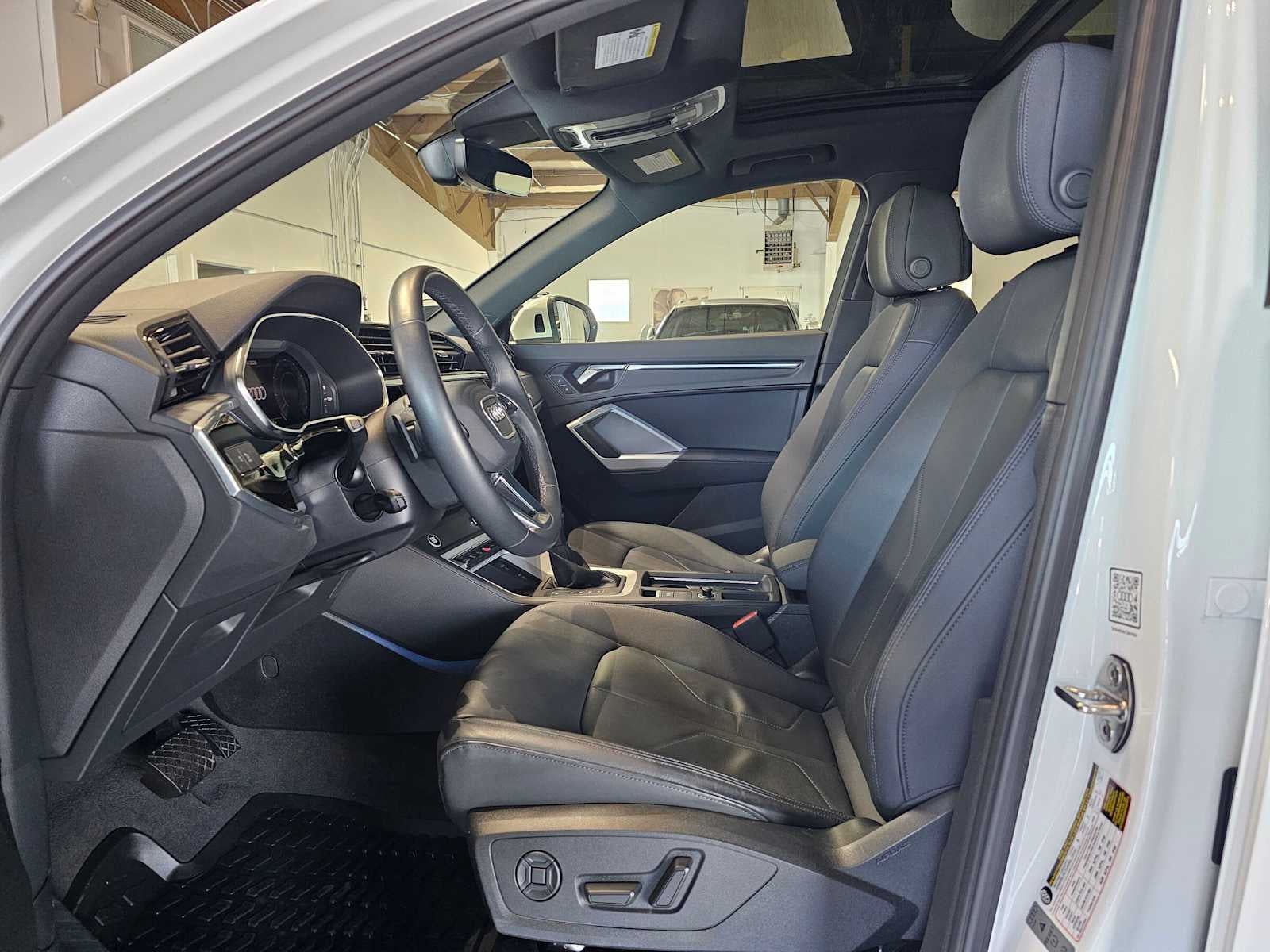 2023 Audi Q3 S line Premium Plus