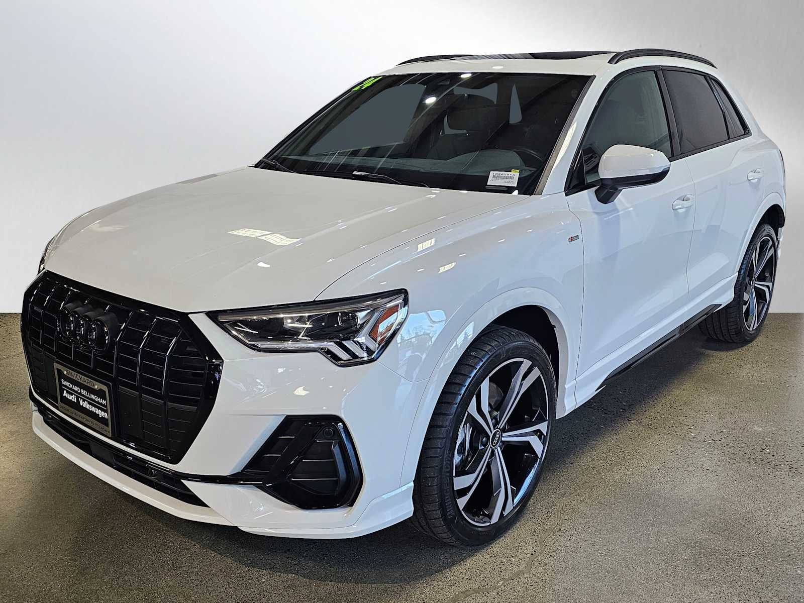 2024 Audi Q3 S line Premium Plus 45 TFSI quattro