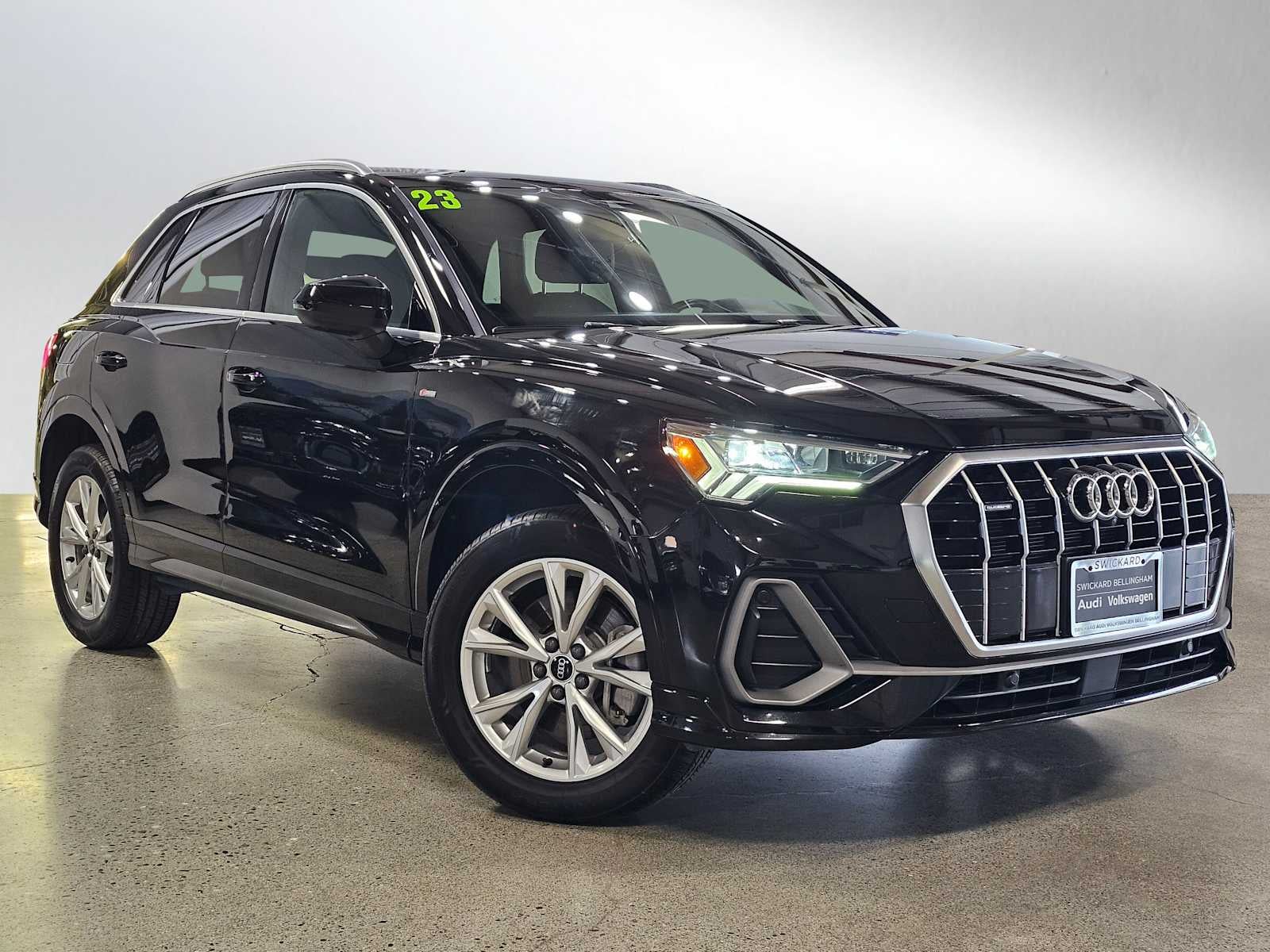2023 Audi Q3 S line Premium Plus 45 TFSI quattro