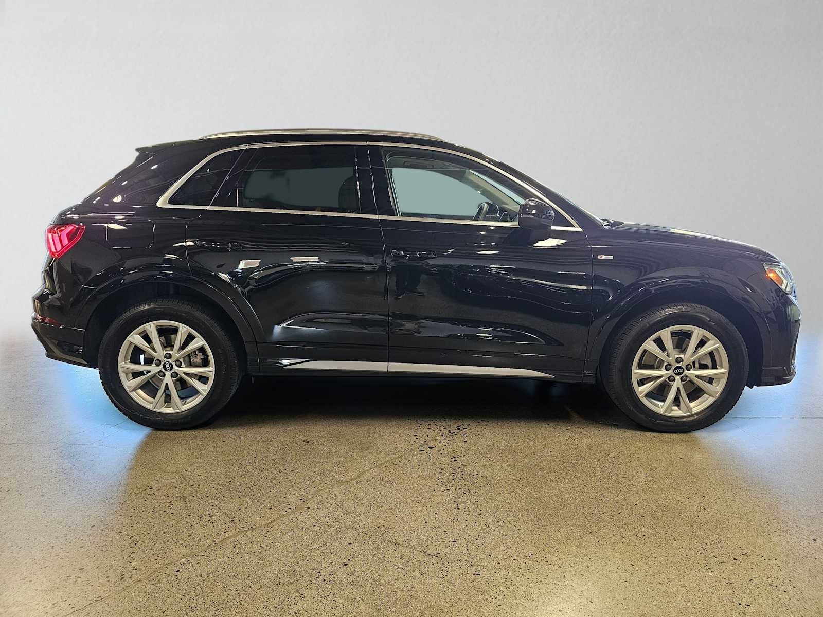 2025 Audi Q3 S line Premium Plus
