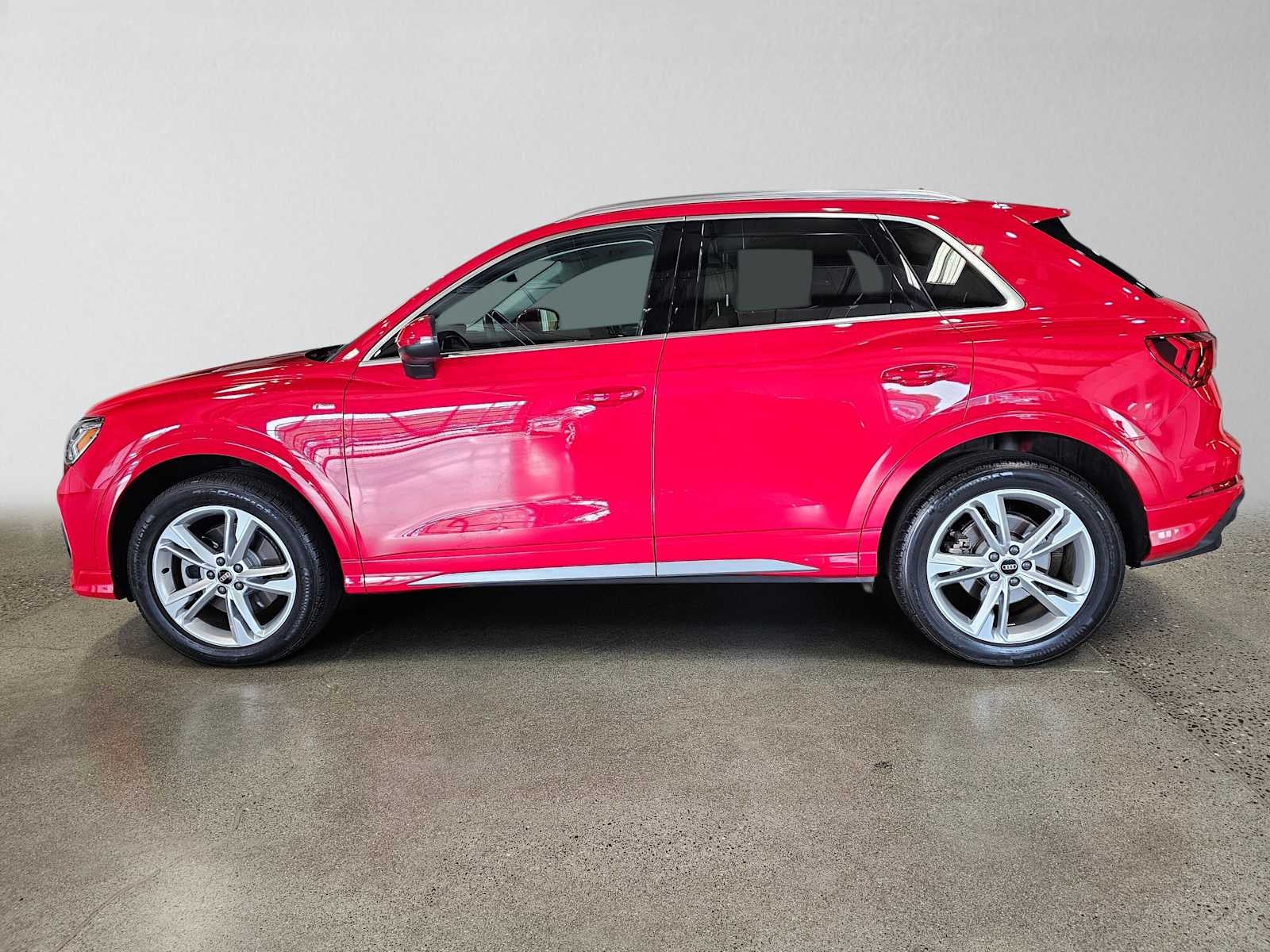 2023 Audi Q3 S line Premium Plus