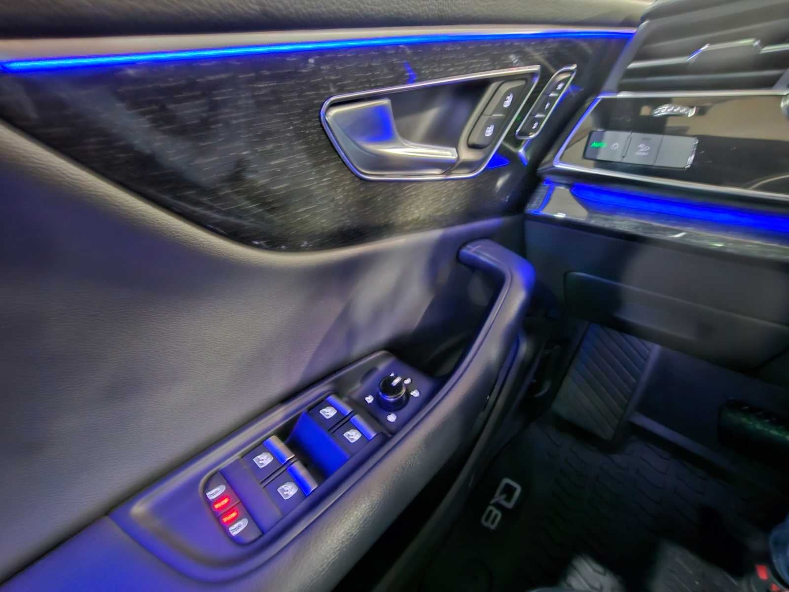 2021 Audi Q8 Premium Plus 55 TFSI quattro