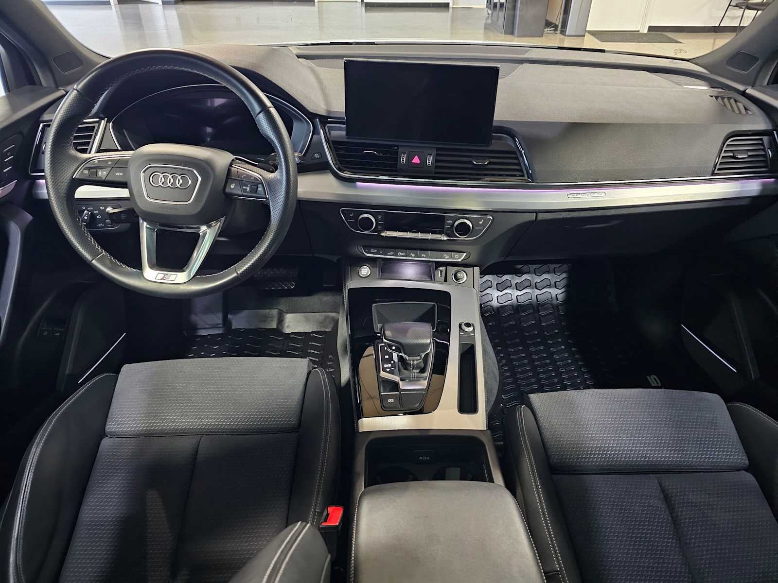 2023 Audi Q5 S line Prestige