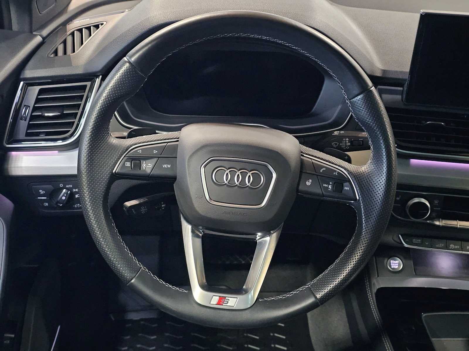 2023 Audi Q5 S line Prestige