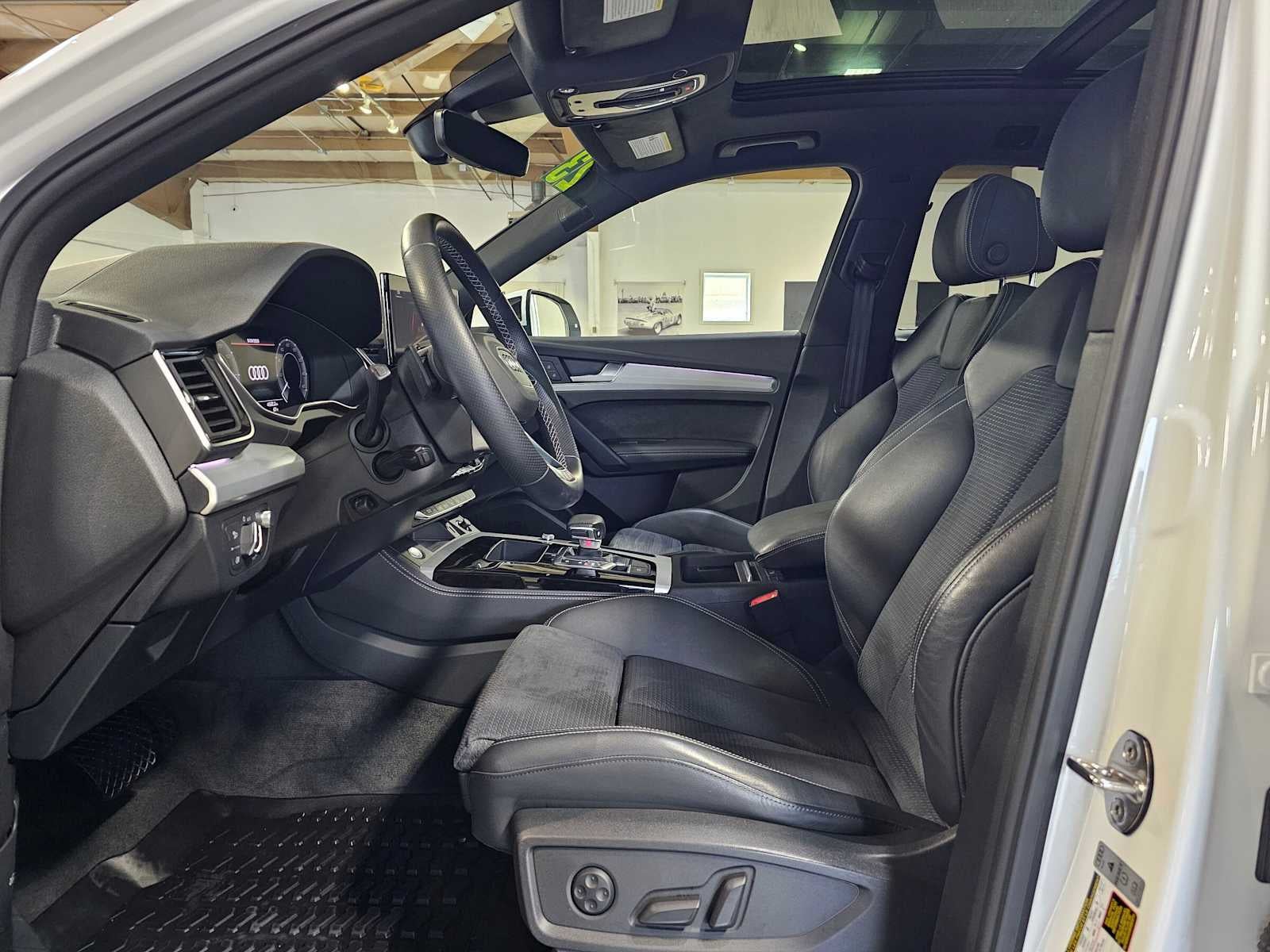 2023 Audi Q5 S line Prestige