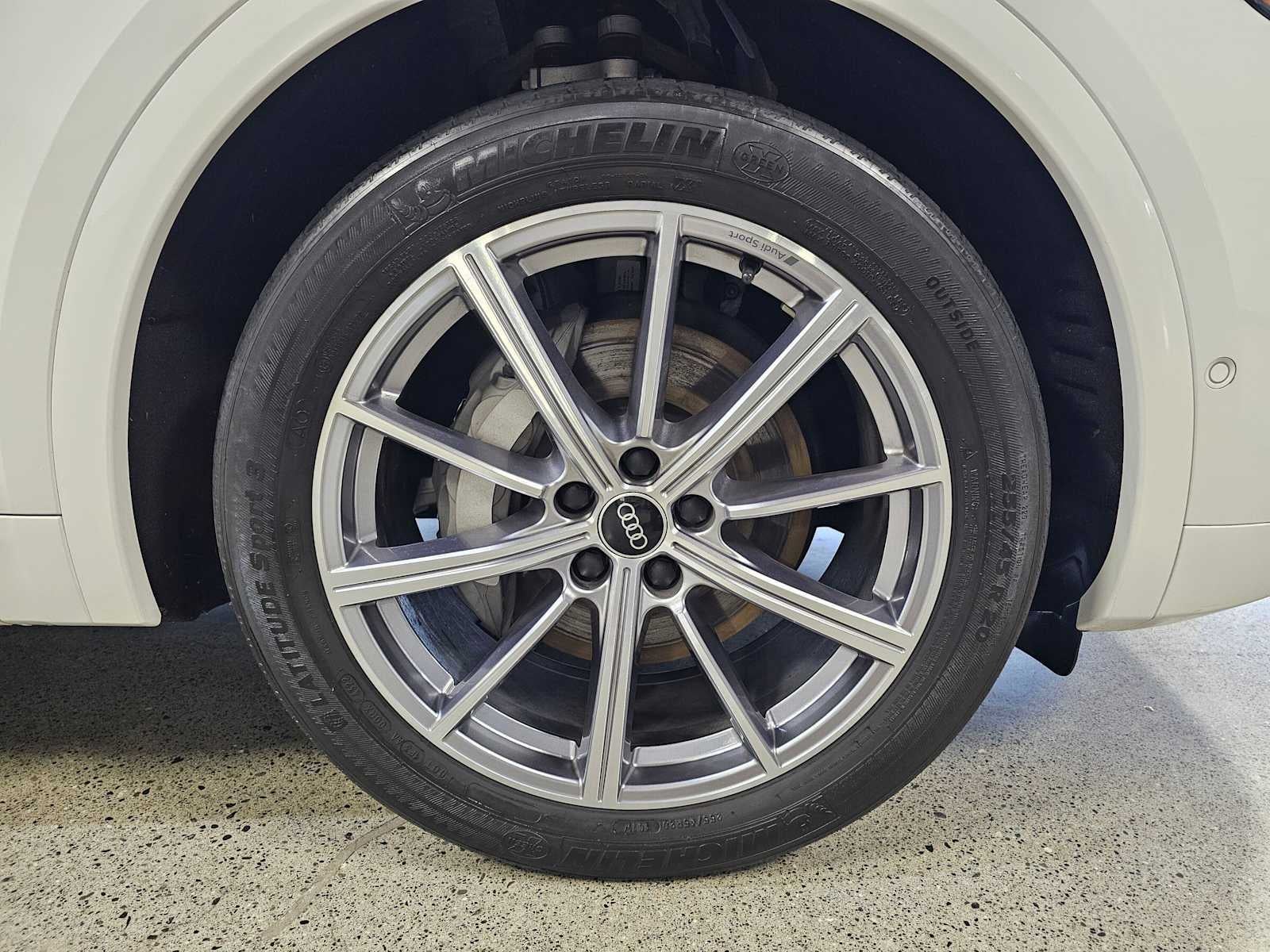 2023 Audi Q5 S line Prestige