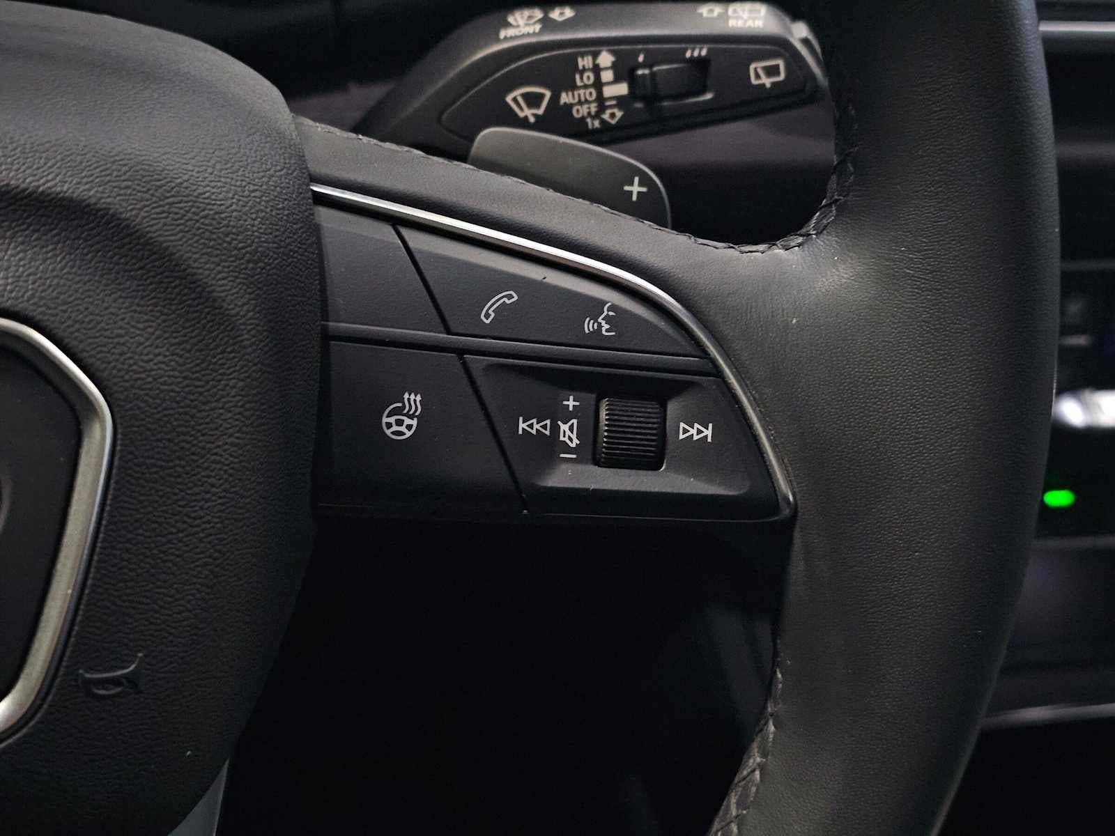 2024 Audi Q5 S line Premium