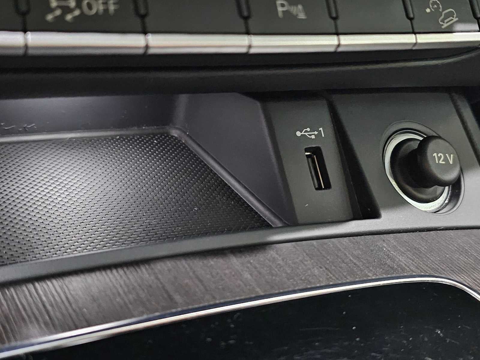 2024 Audi Q5 S line Premium