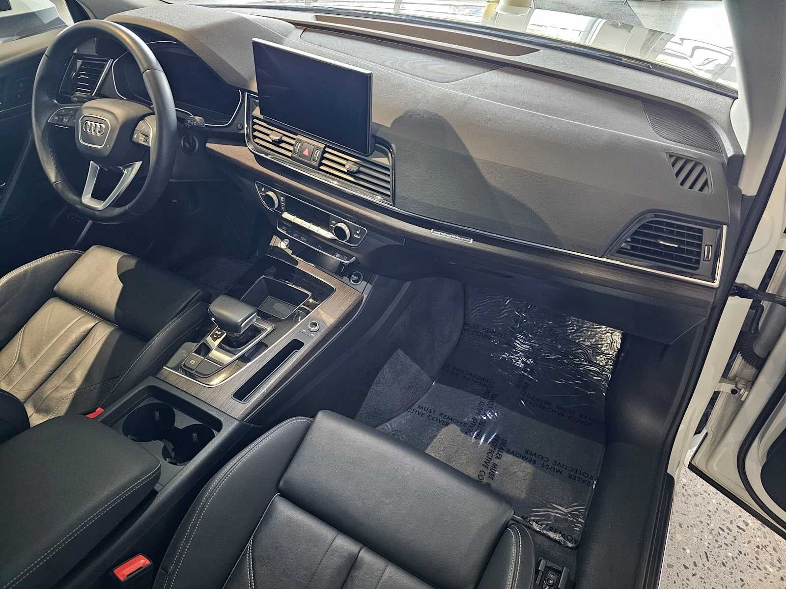 2023 Audi Q5 S line Premium