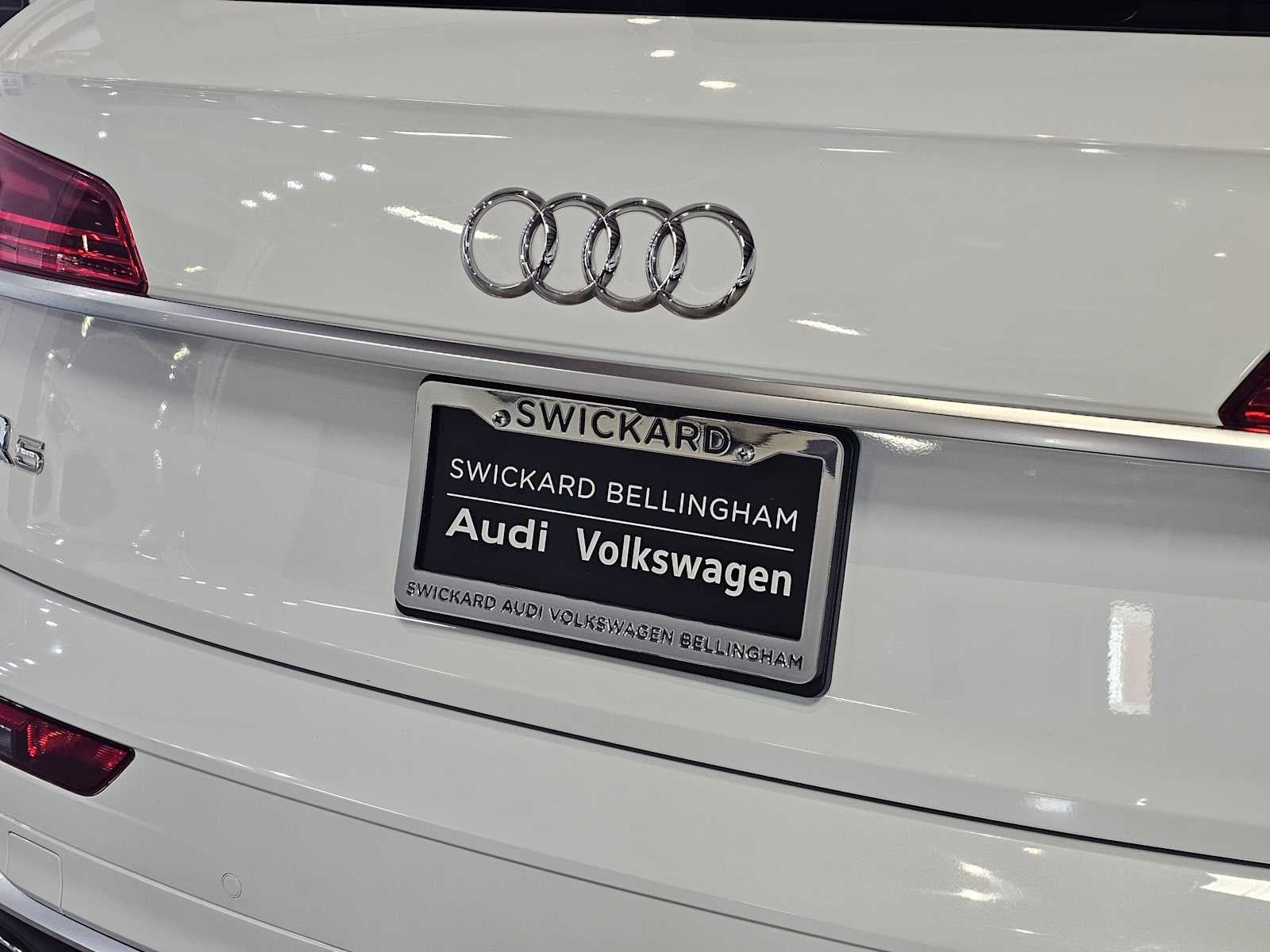 2023 Audi Q5 S line Premium