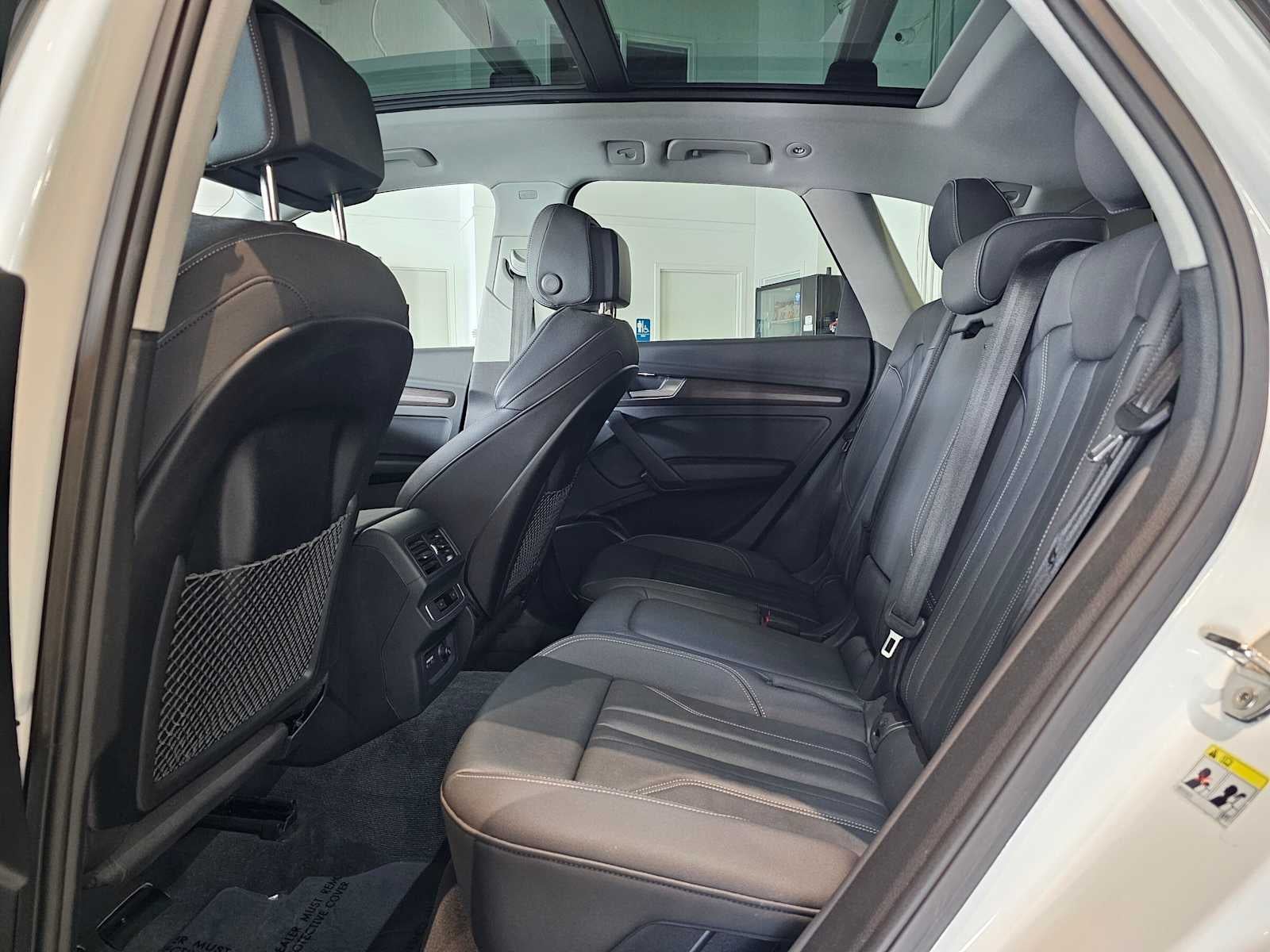 2023 Audi Q5 S line Premium