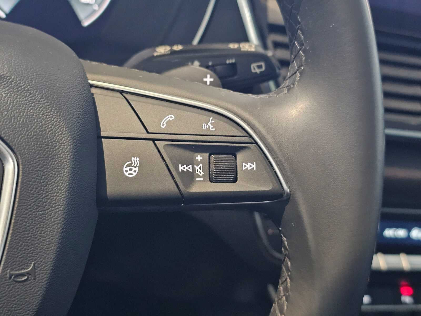 2023 Audi Q5 S line Premium