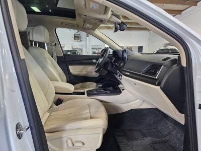 2023 Audi Q5 S line Premium