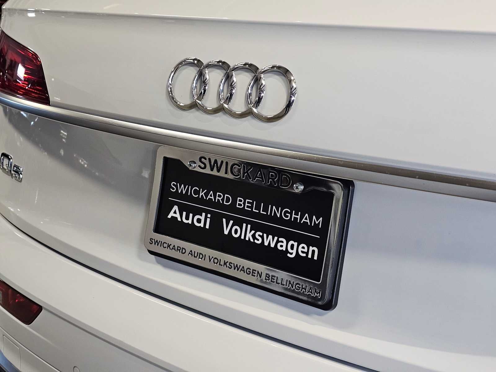 2023 Audi Q5 S line Premium