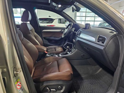 2016 Audi Q3 quattro 4dr Prestige