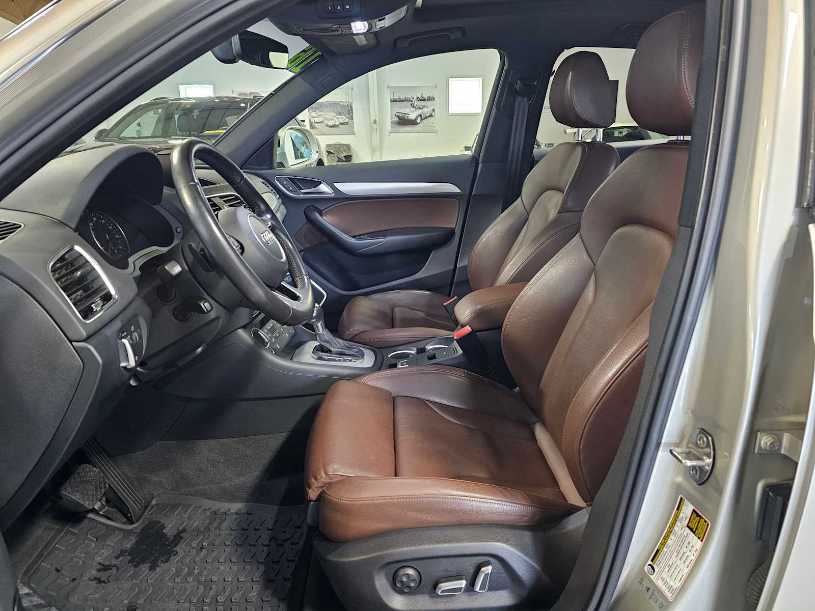 2016 Audi Q3 quattro 4dr Prestige