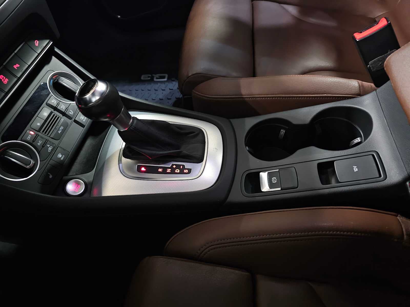 2016 Audi Q3 quattro 4dr Prestige