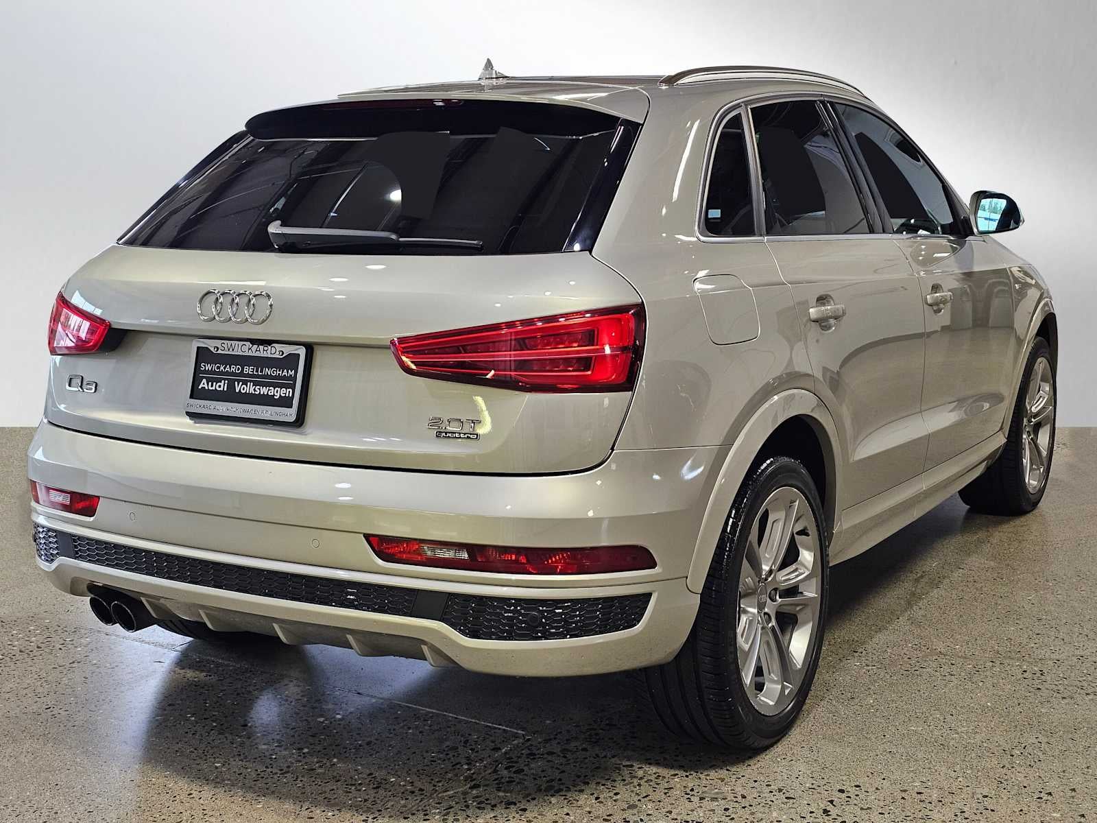 2016 Audi Q3 quattro 4dr Prestige