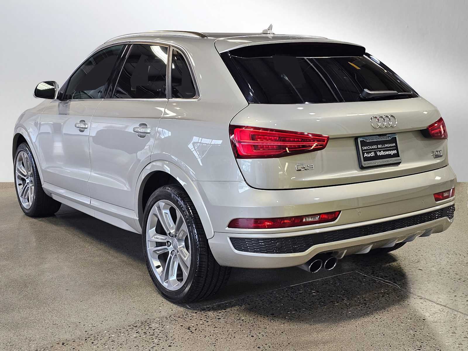 2016 Audi Q3 quattro 4dr Prestige