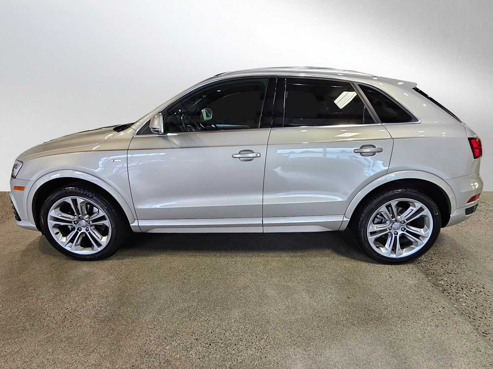 2016 Audi Q3 quattro 4dr Prestige