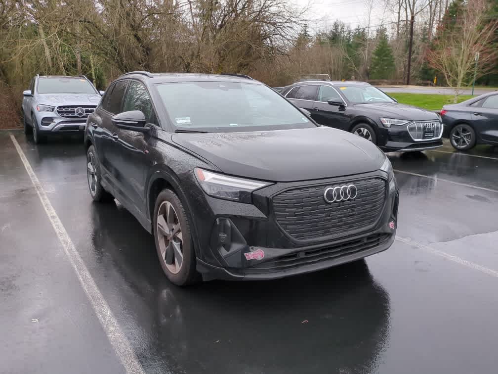 2024 Audi Q4 e-tron Premium 55 quattro