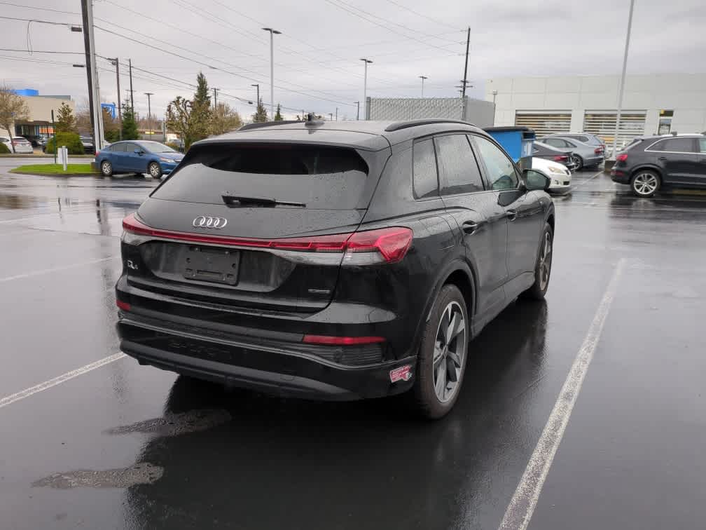 2024 Audi Q4 e-tron Premium 55 quattro