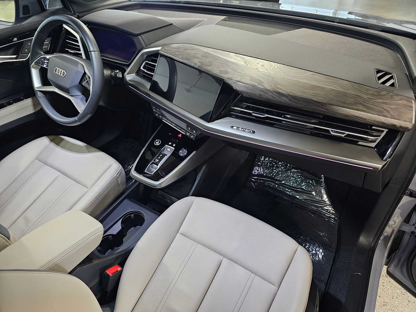 2023 Audi Q4 e-tron Premium Plus 50 quattro