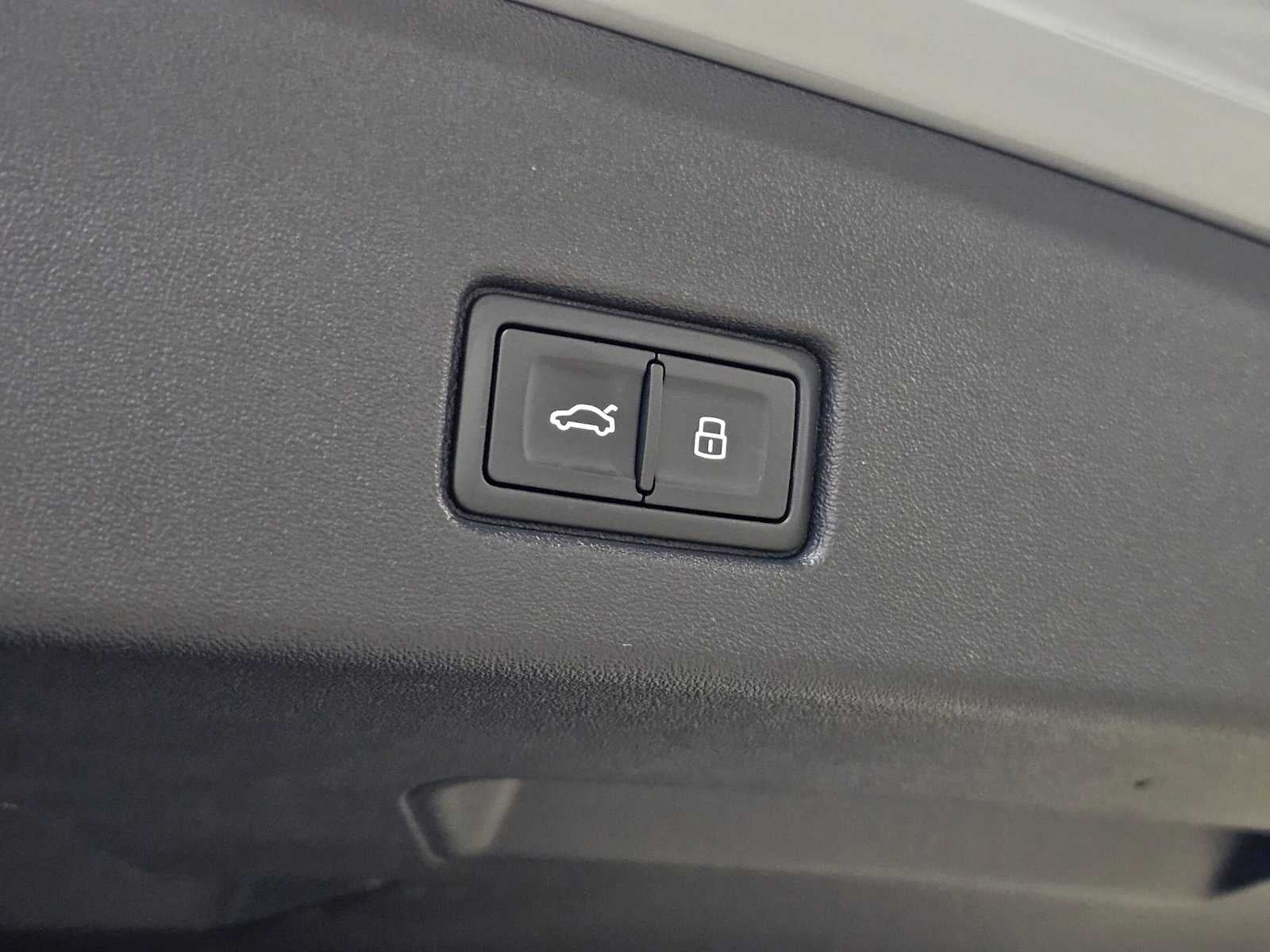2023 Audi Q4 e-tron Premium Plus 50 quattro