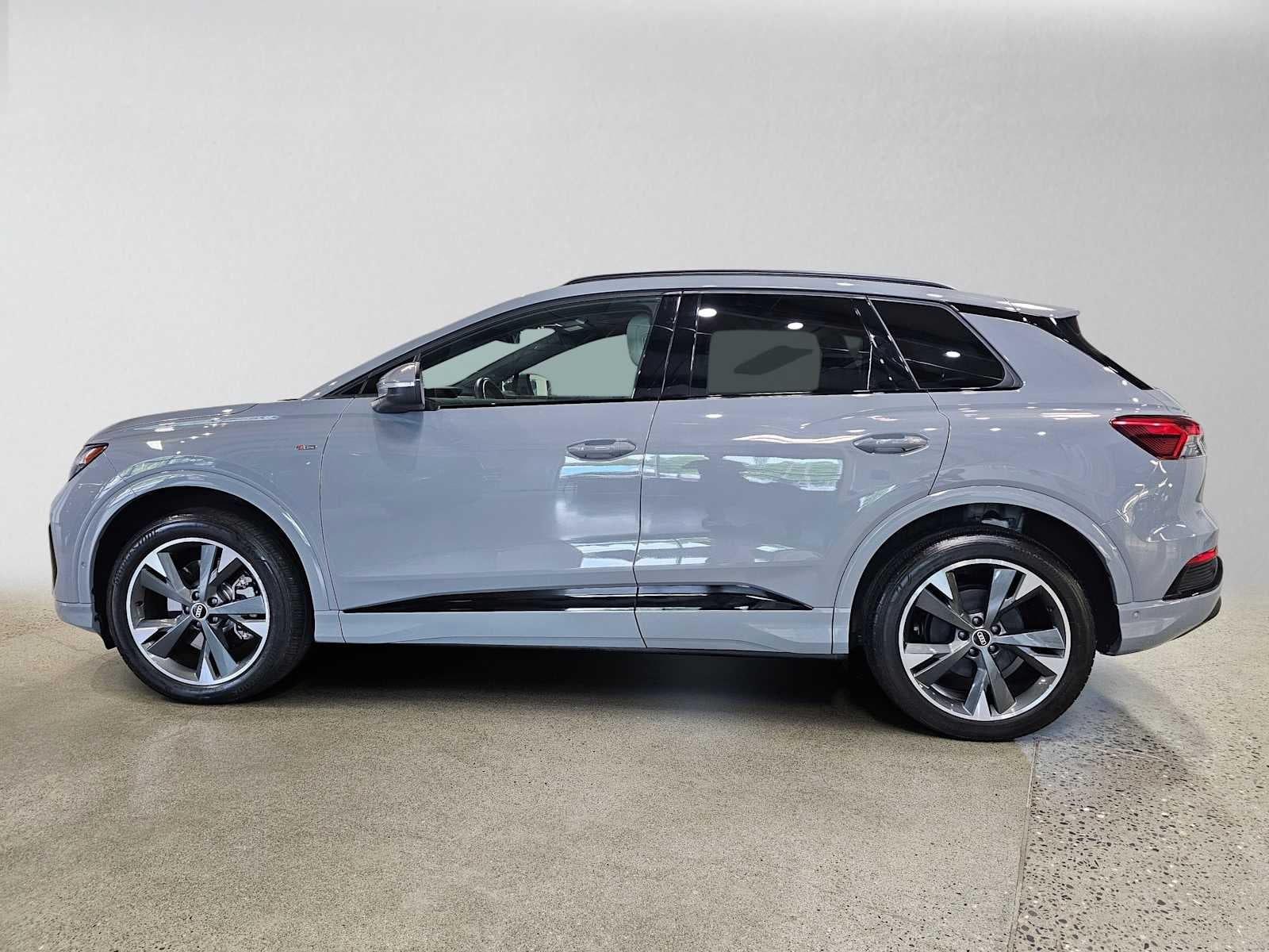 2023 Audi Q4 e-tron Premium Plus 50 quattro
