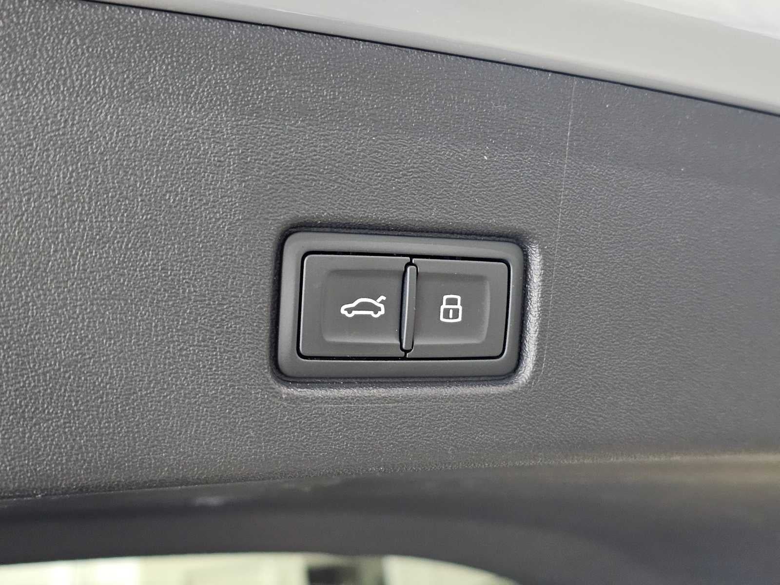 2023 Audi Q4 e-tron Premium Plus 50 quattro