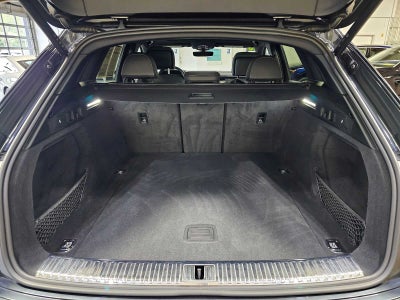 2023 Audi e-tron Premium Plus