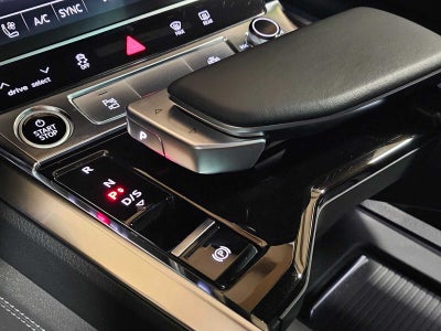 2023 Audi e-tron Premium Plus