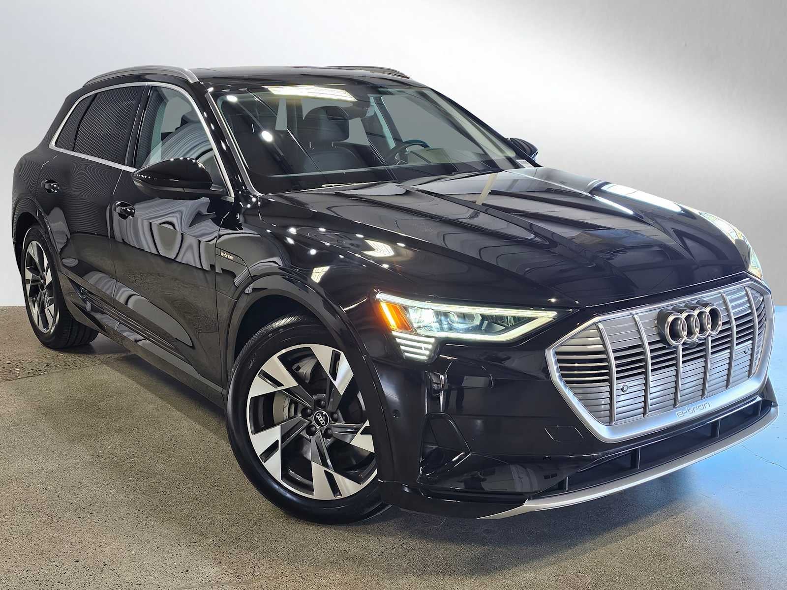 2023 Audi e-tron Premium Plus quattro