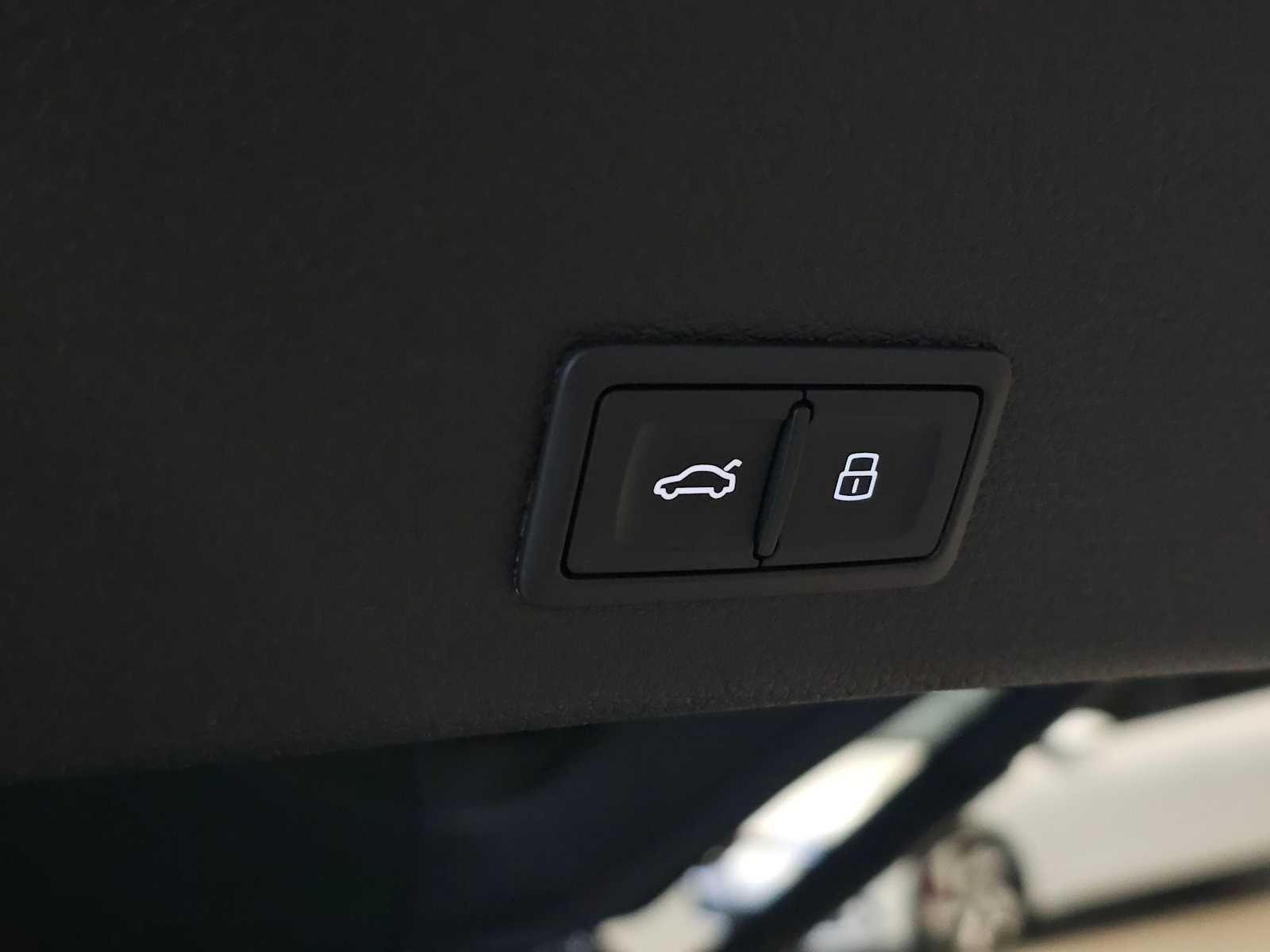 2023 Audi e-tron Premium Plus quattro