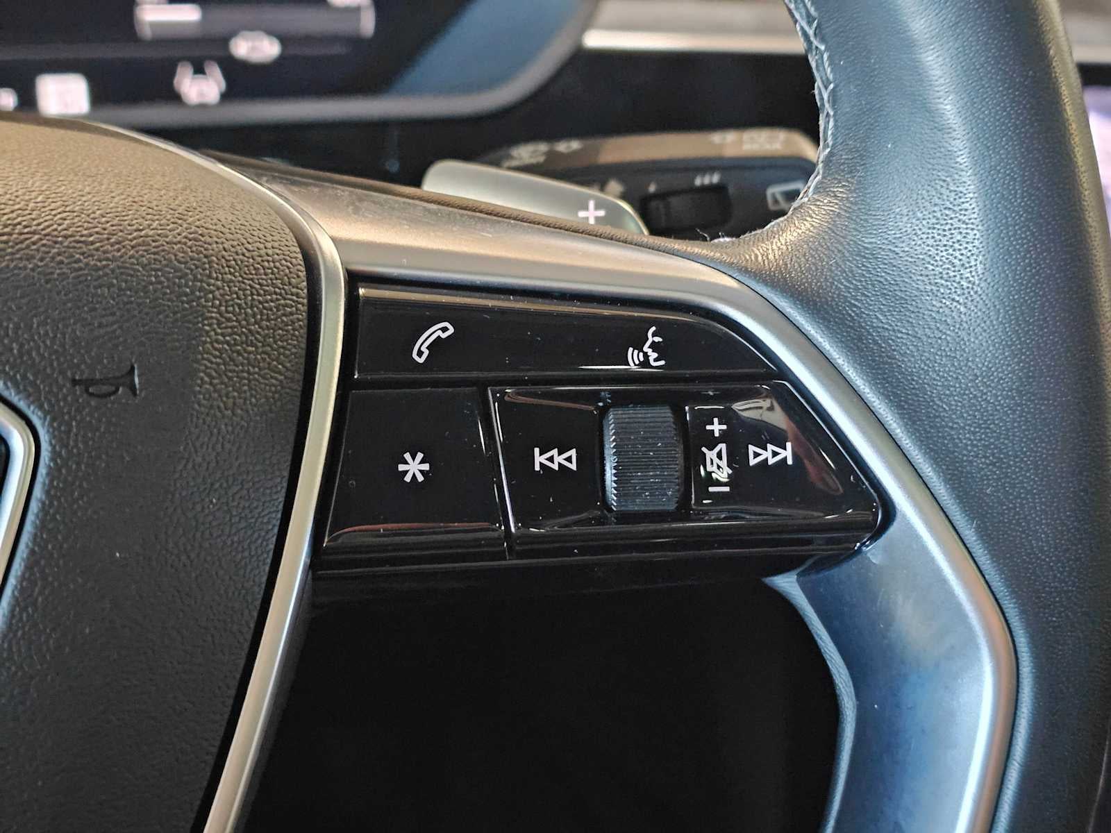 2023 Audi e-tron Premium Plus quattro