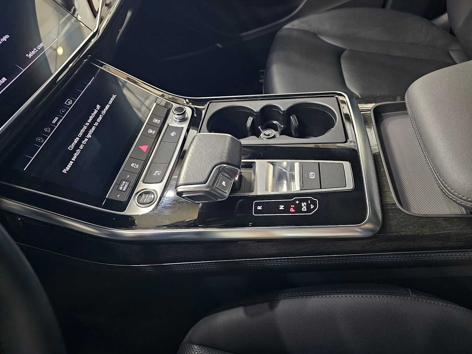 2023 Audi Q7 Premium Plus