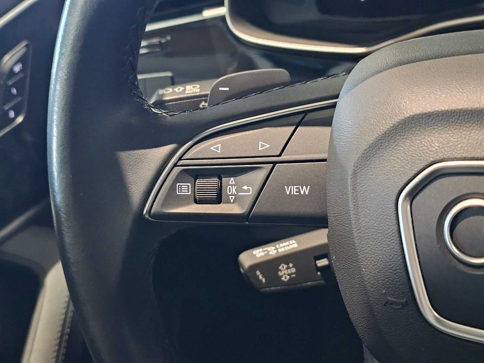 2023 Audi Q7 Premium Plus
