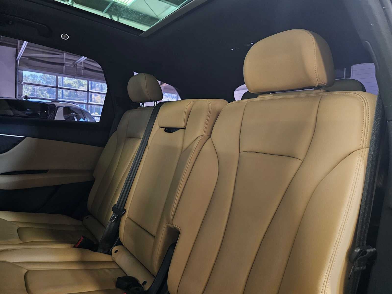 2020 Audi Q7 Premium Plus 55 TFSI quattro