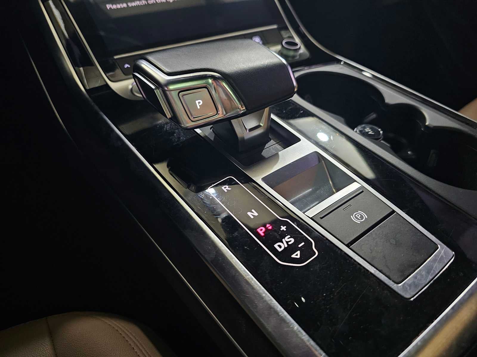 2020 Audi Q7 Premium Plus 55 TFSI quattro